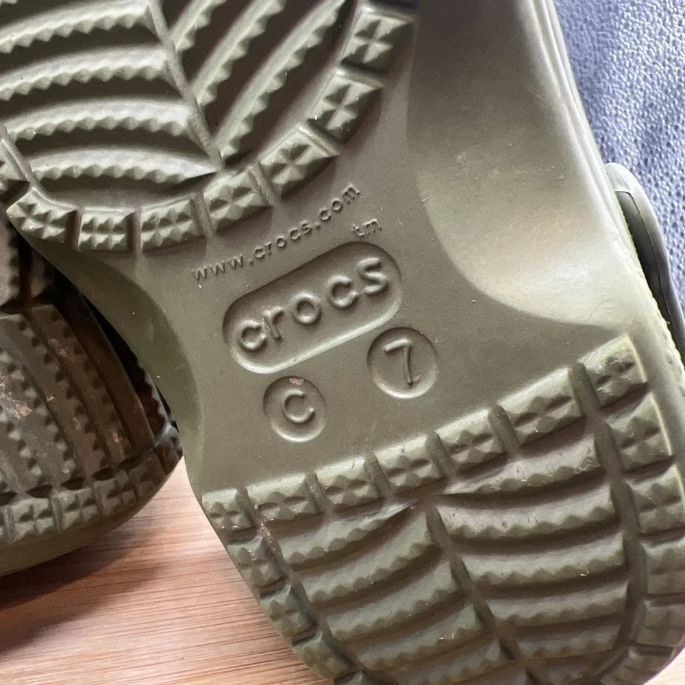 Crocs Baya Lined Clog Shoes Size C7 Green Sherpa Faux Fur Slip On